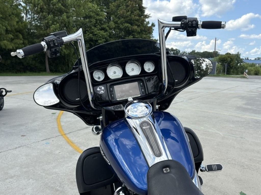 Street Glide® Special