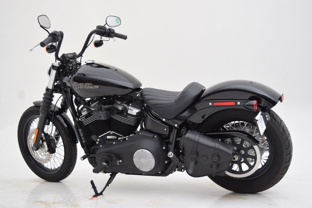 Street Bob®