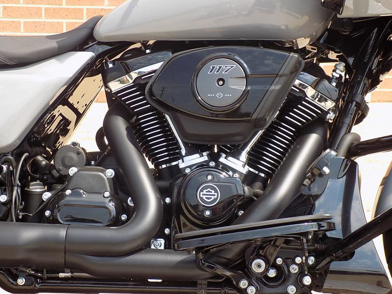 Road Glide®