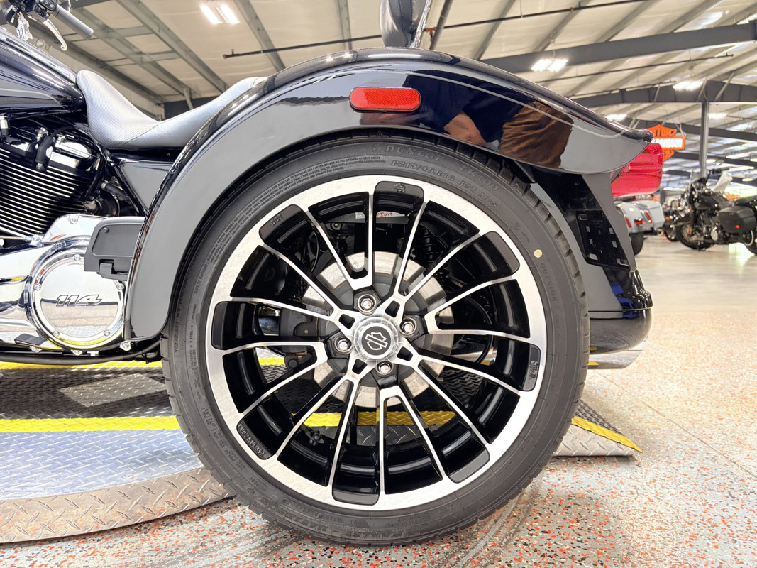 Road Glide® 3
