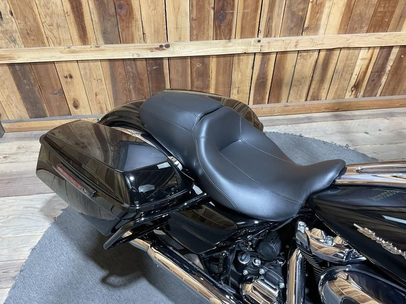 Road Glide®