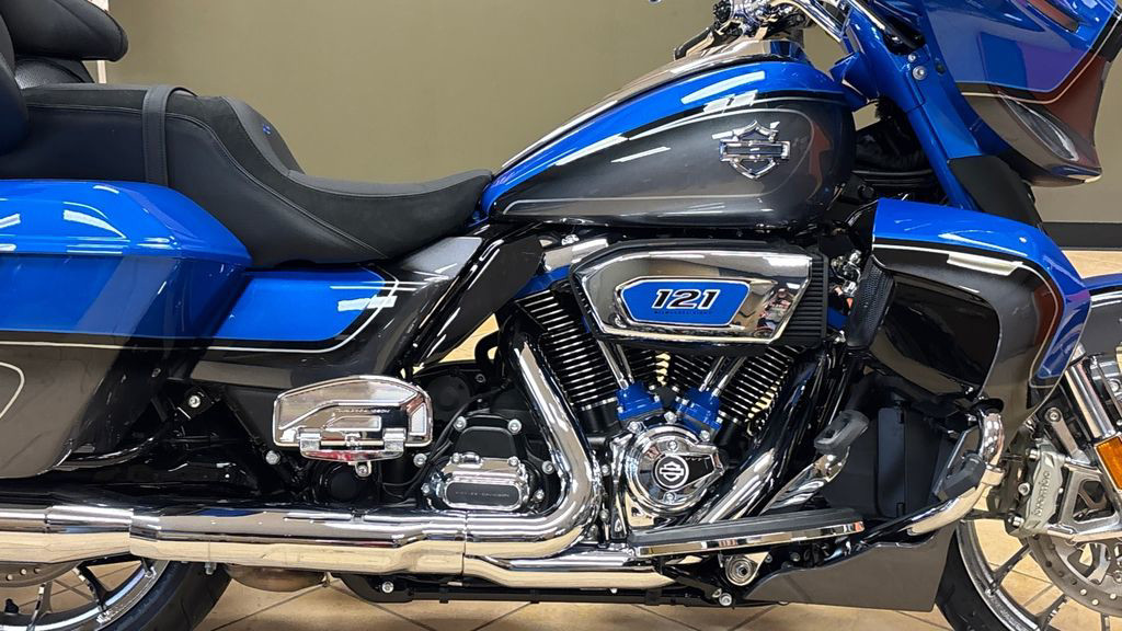 CVO® Street Glide® Limited