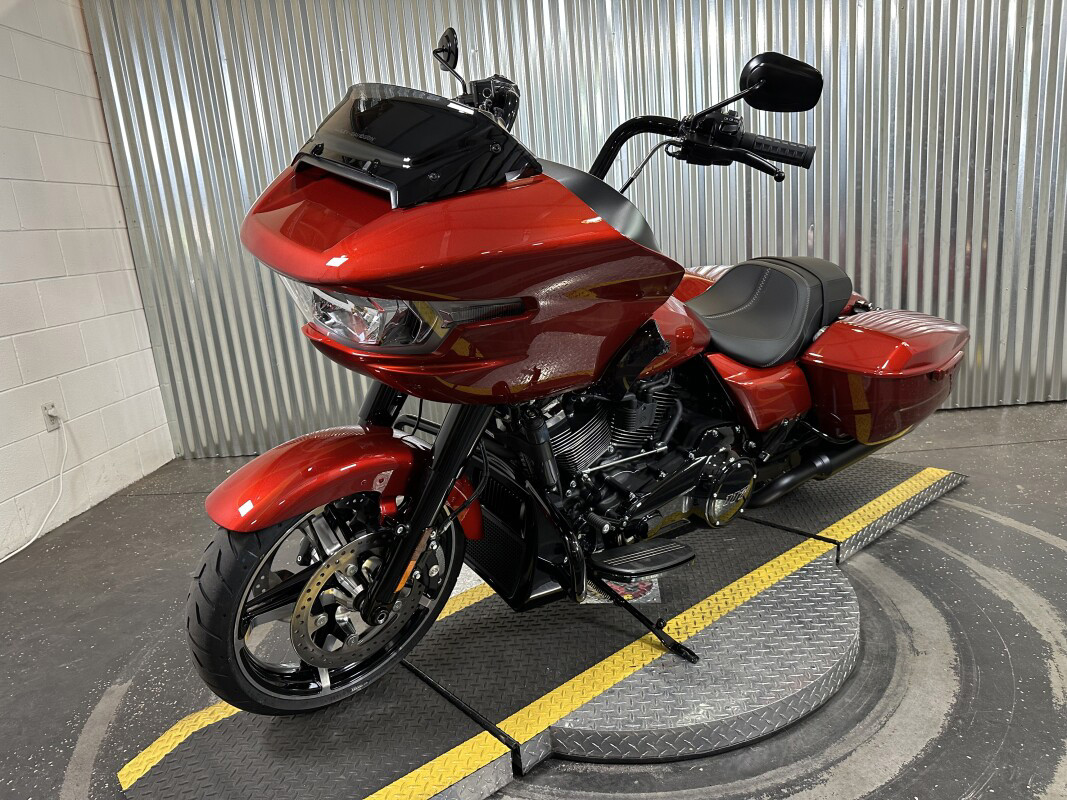 Road Glide®