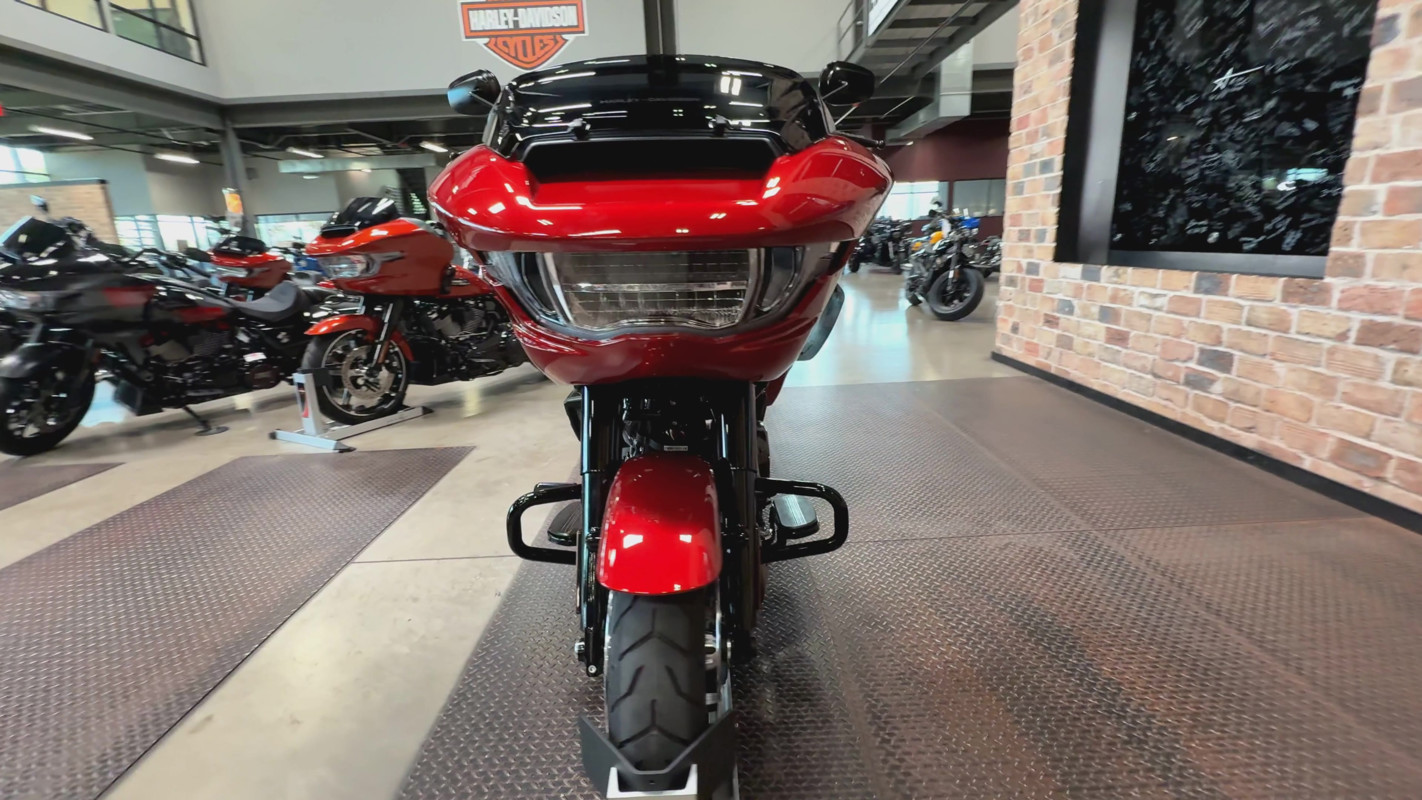 Road Glide®