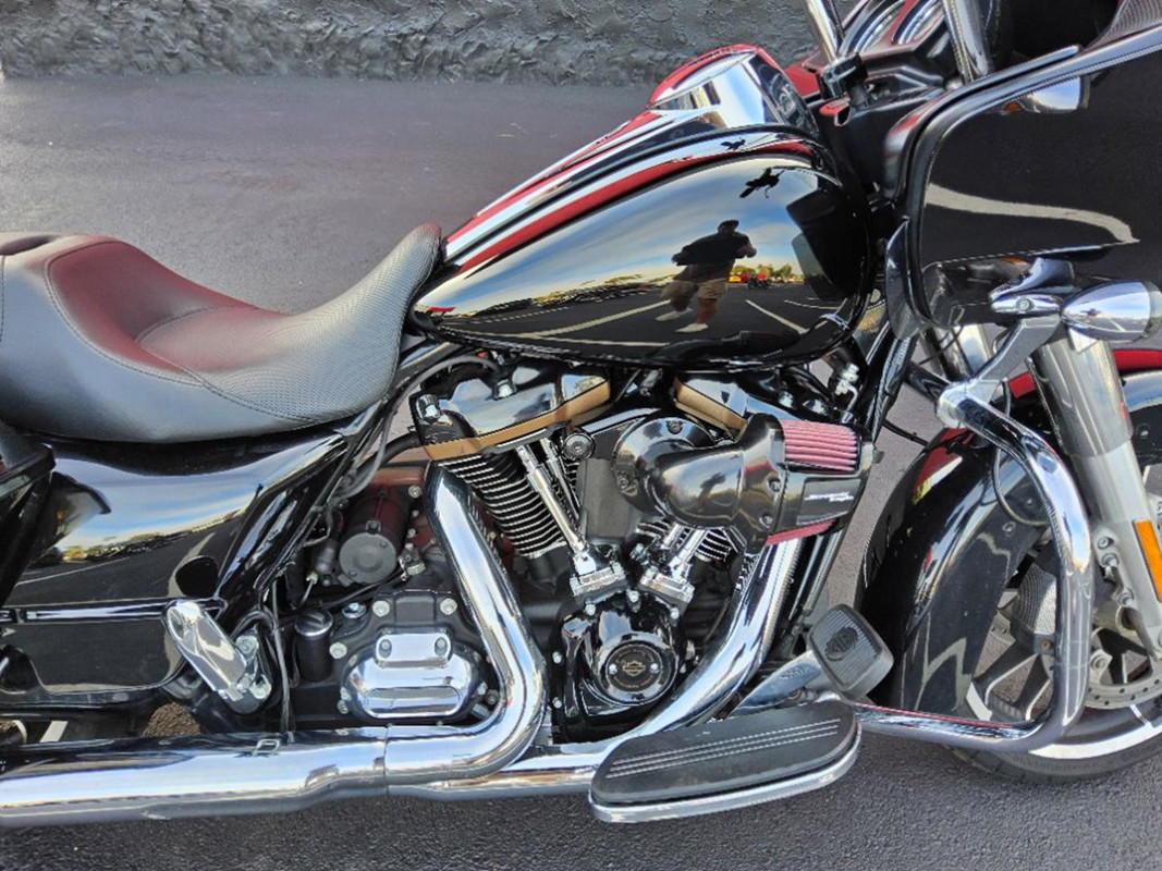 Road Glide®