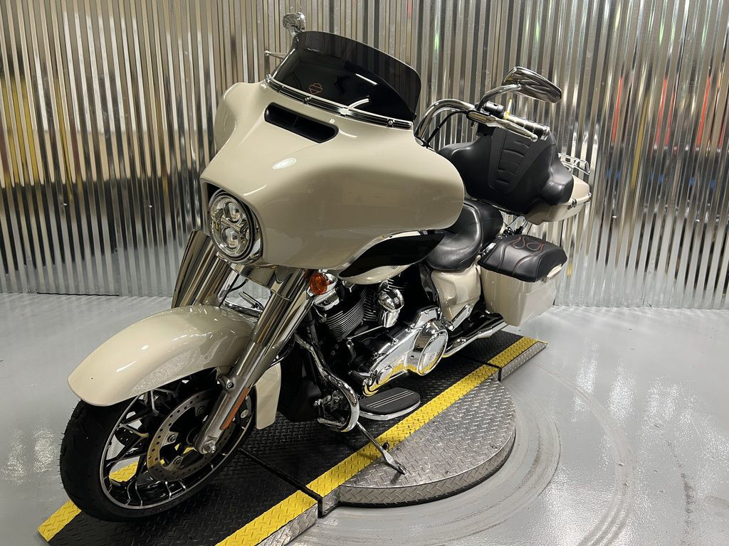 Street Glide® Special