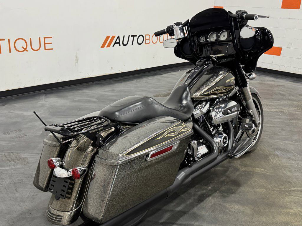 Street Glide® Special