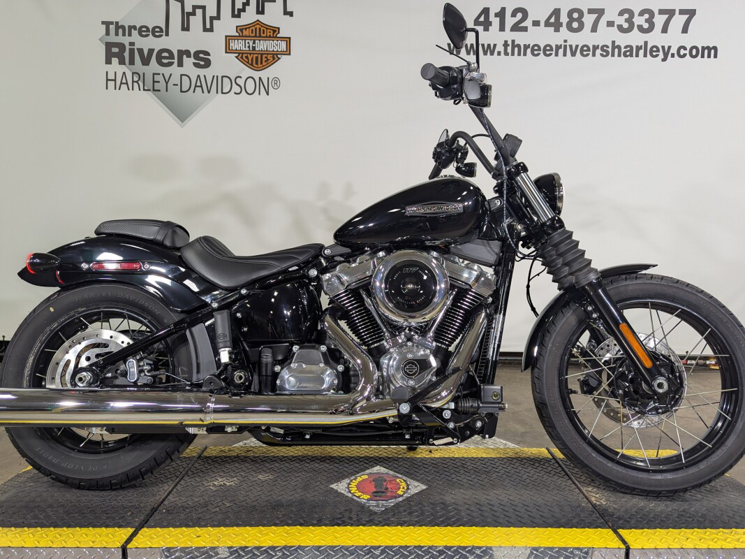 Street Bob®