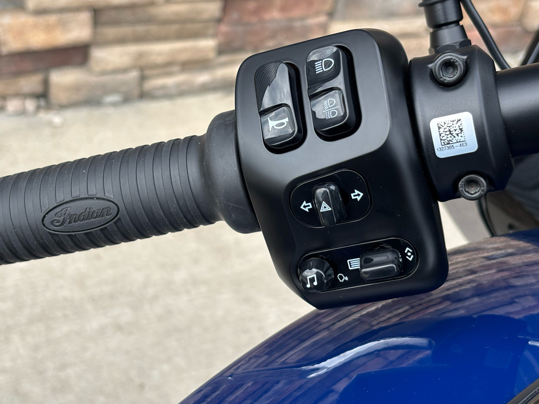 Challenger Dark Horse 112