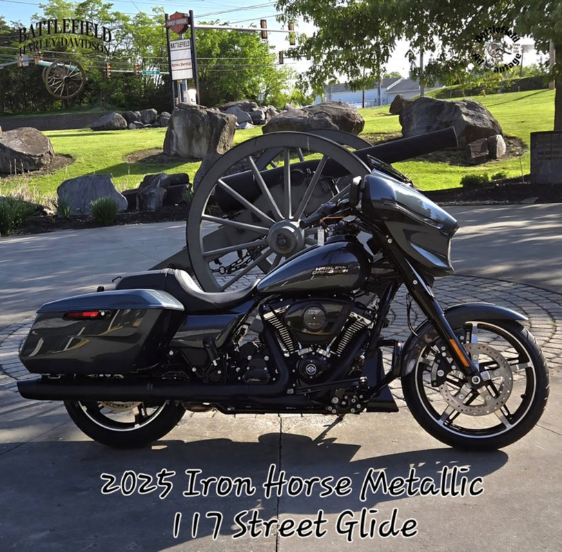 Street Glide®
