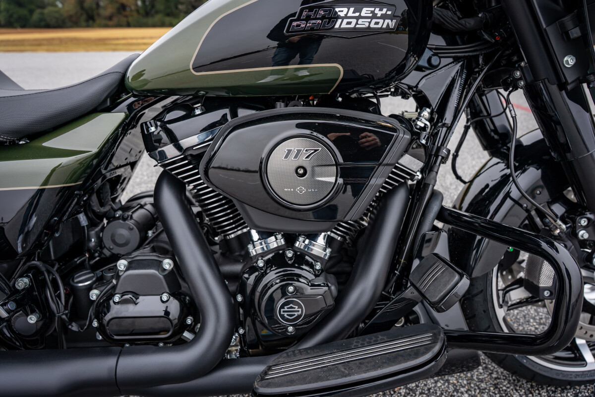Street Glide®