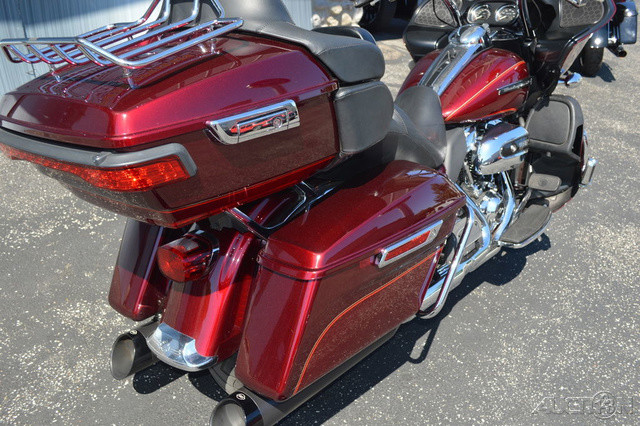 Road Glide® Ultra
