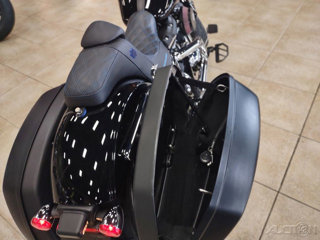 Softail® Sport Glide®