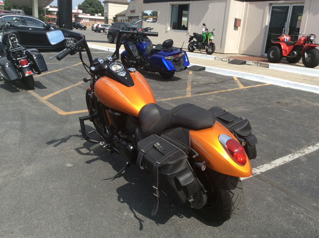 Vulcan 900 Custom