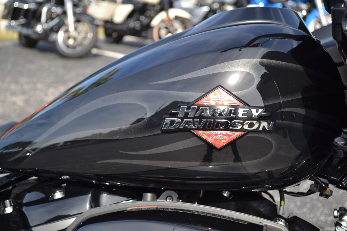 Road Glide®