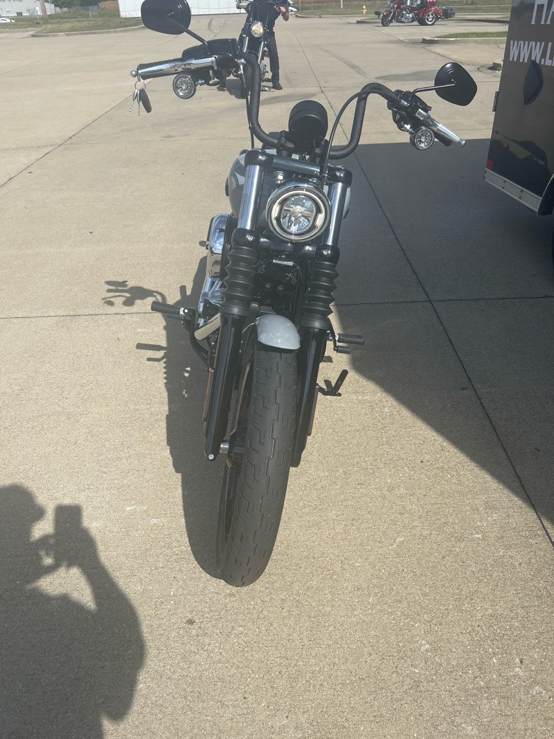 Street Bob®