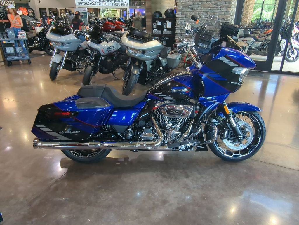 CVO® Road Glide®