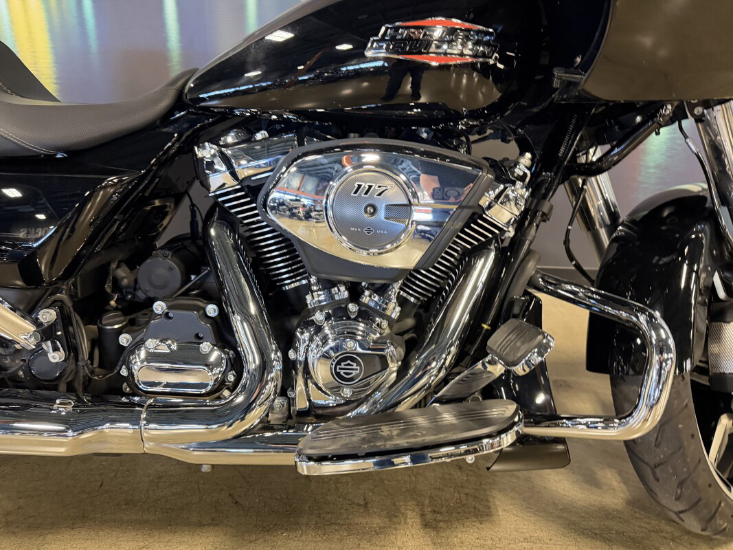 Road Glide®