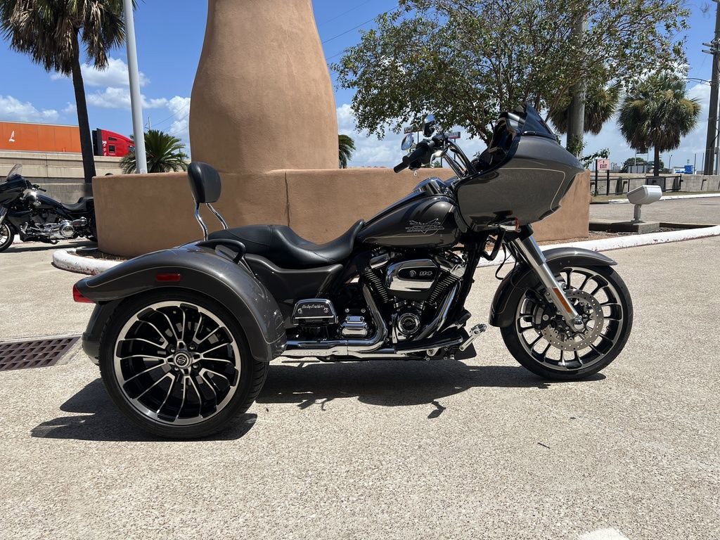 Road Glide® 3