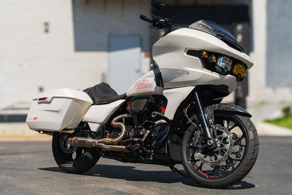 Road Glide®