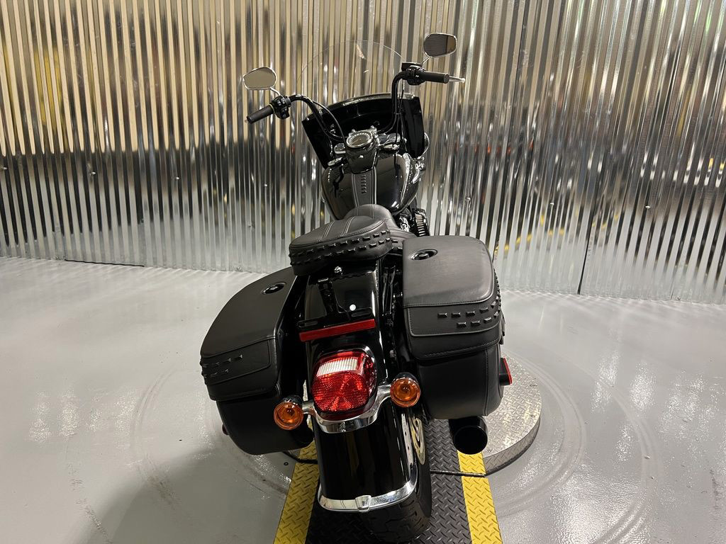 Softail® Heritage Classic 114