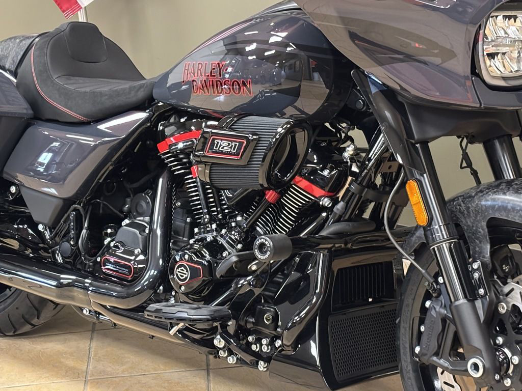 CVO® Street Glide® ST