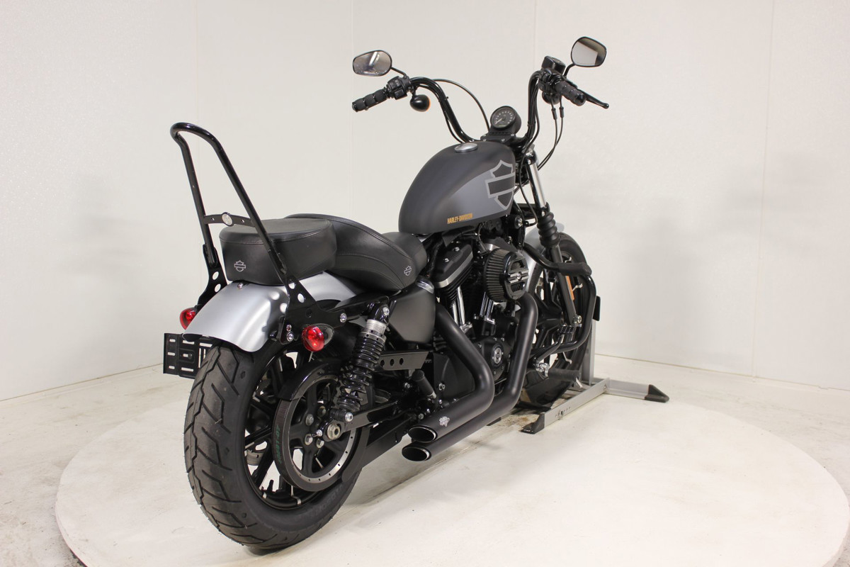 Iron 883®