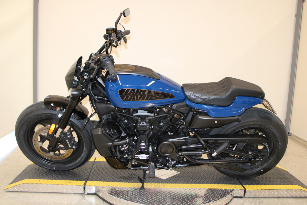 Sportster® S