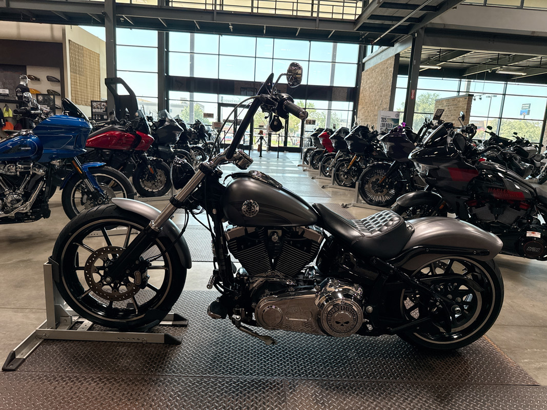 Softail® Breakout®