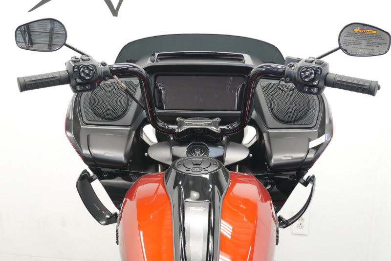 Road Glide®