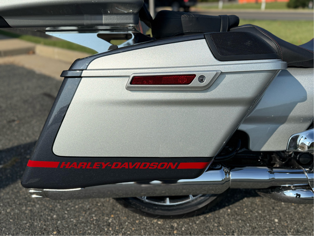 CVO® Street Glide®