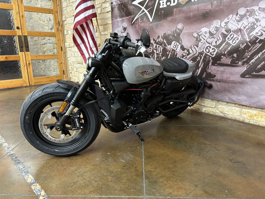 Sportster® S