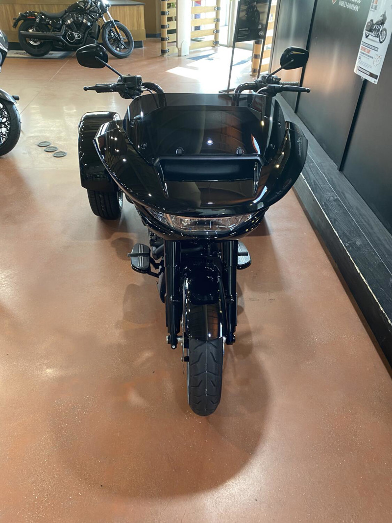 Road Glide® 3