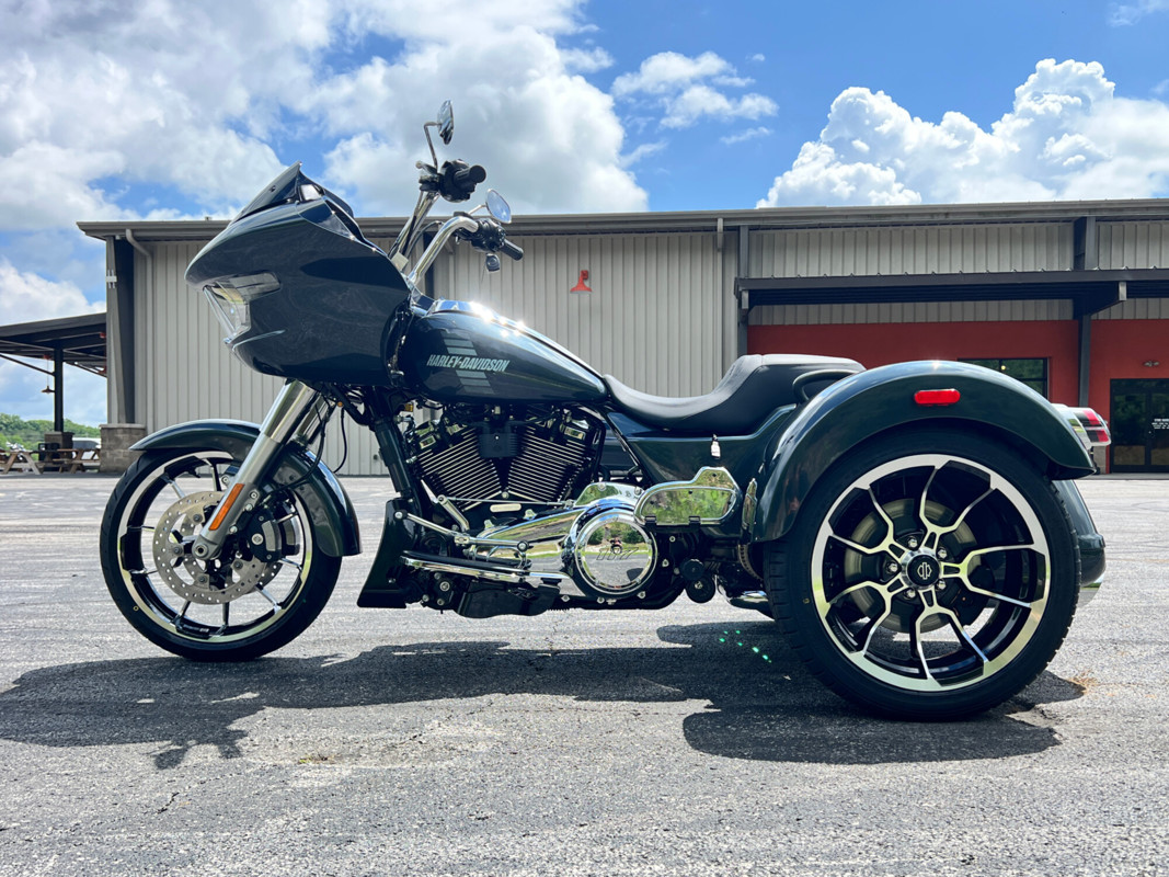 Road Glide® 3