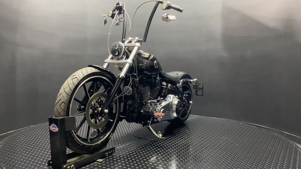 Softail® Breakout®