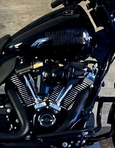 Street Glide® ST