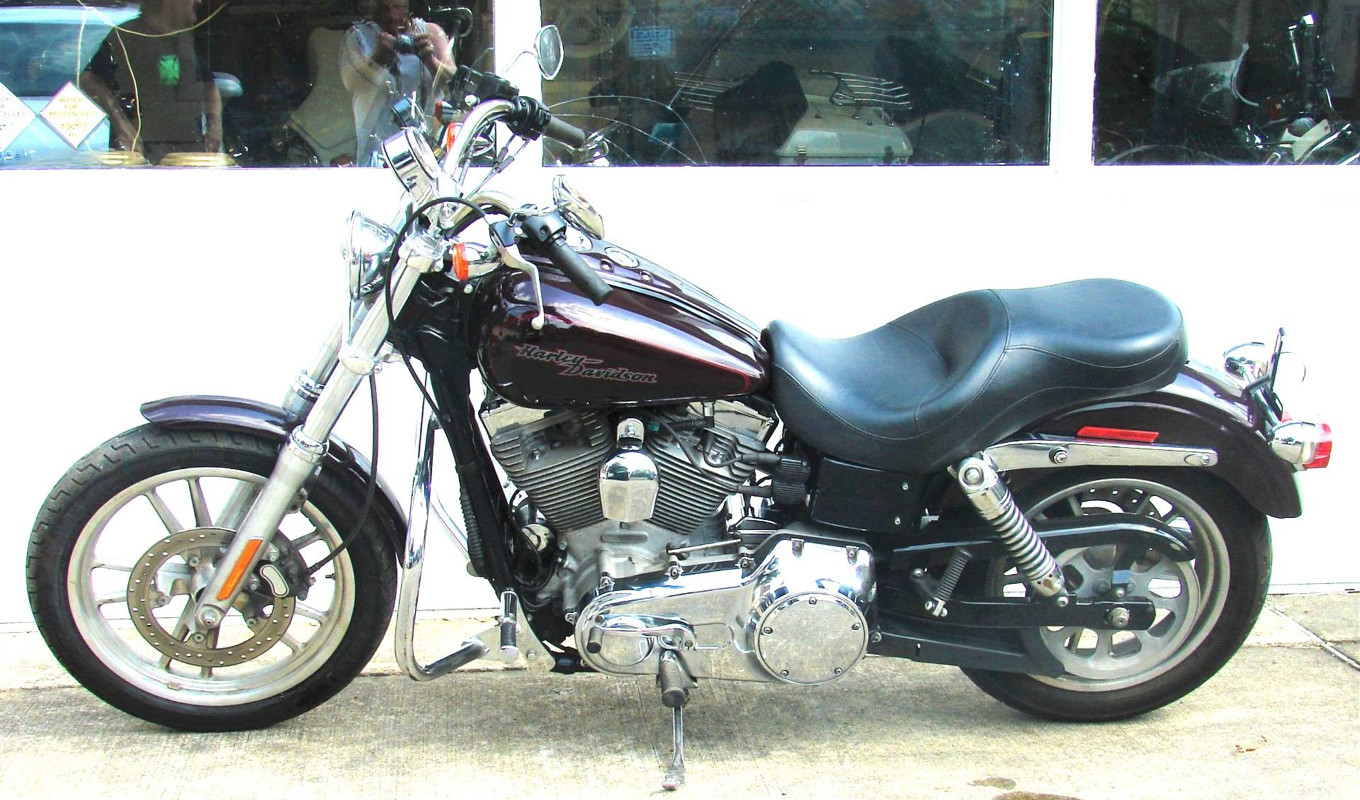 Dyna® Super Glide® Custom