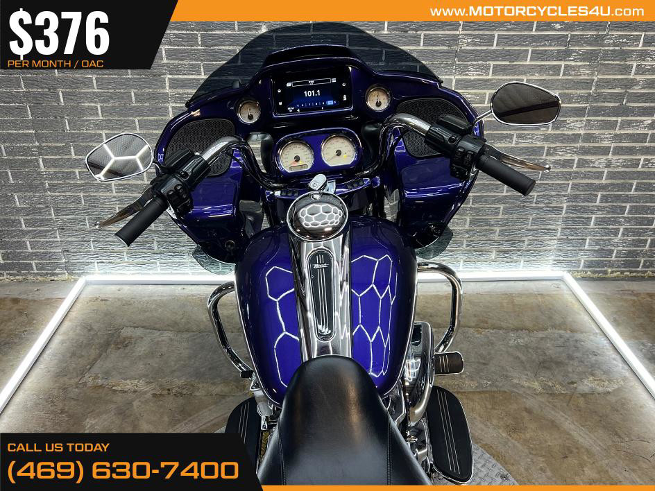 Road Glide®