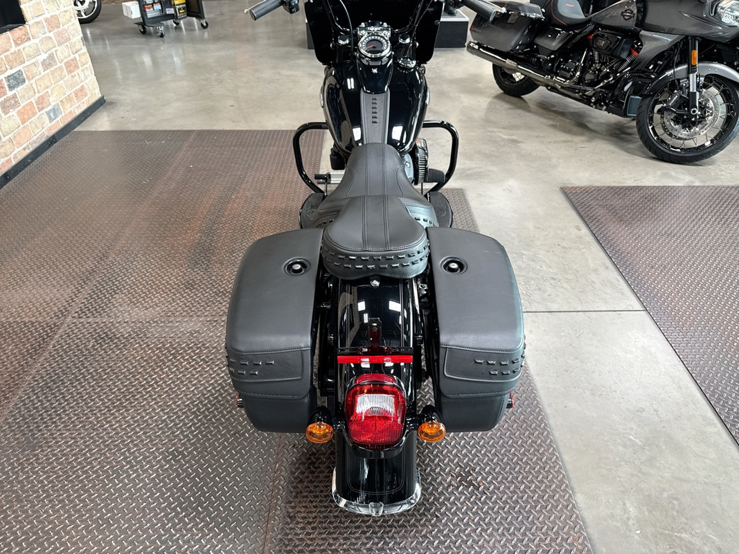 Heritage Classic 114