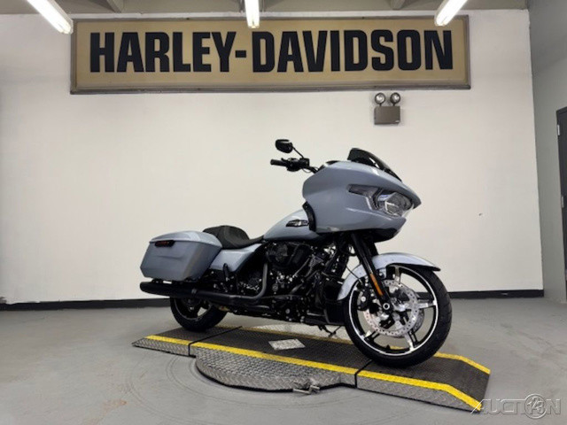 Road Glide®