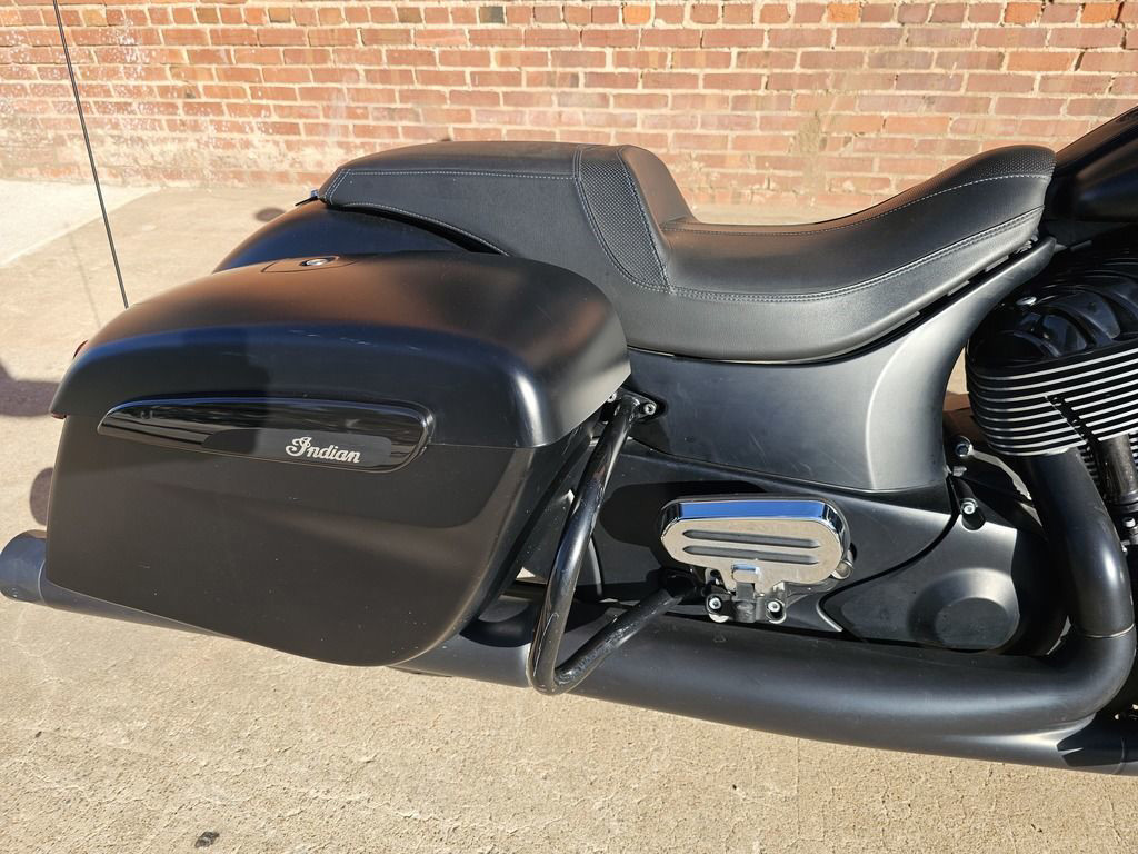 Chieftain® Dark Horse®