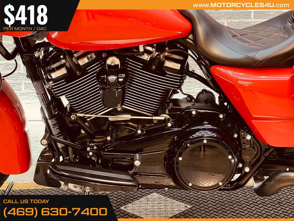 Road Glide®