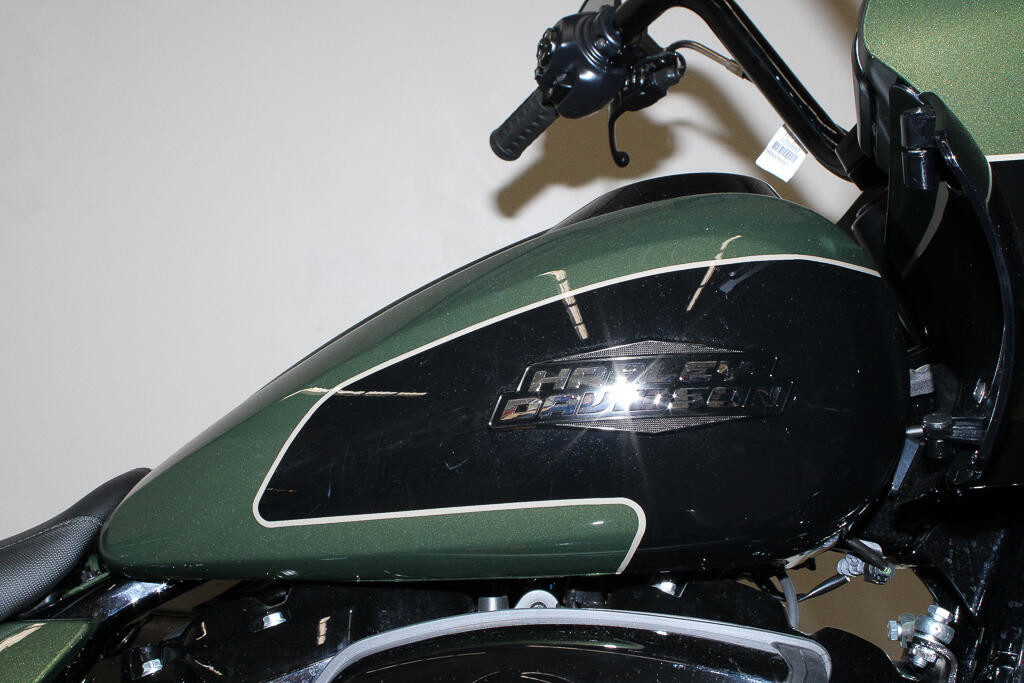 Road Glide®