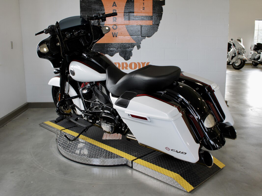 CVO® Street Glide®
