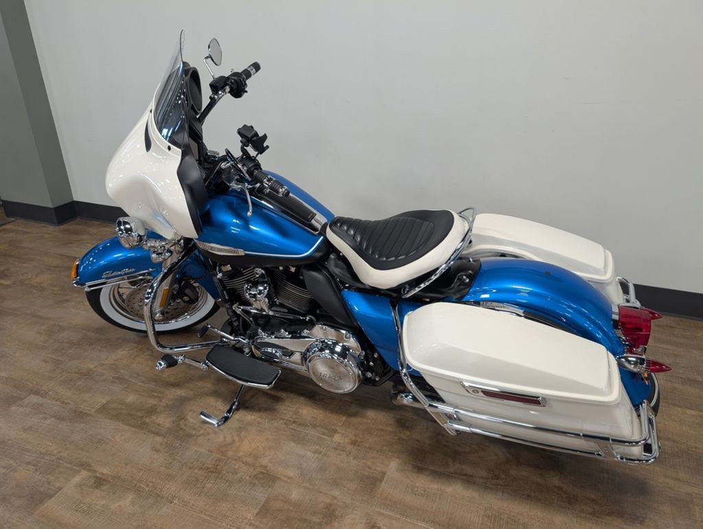 Electra Glide® Revival
