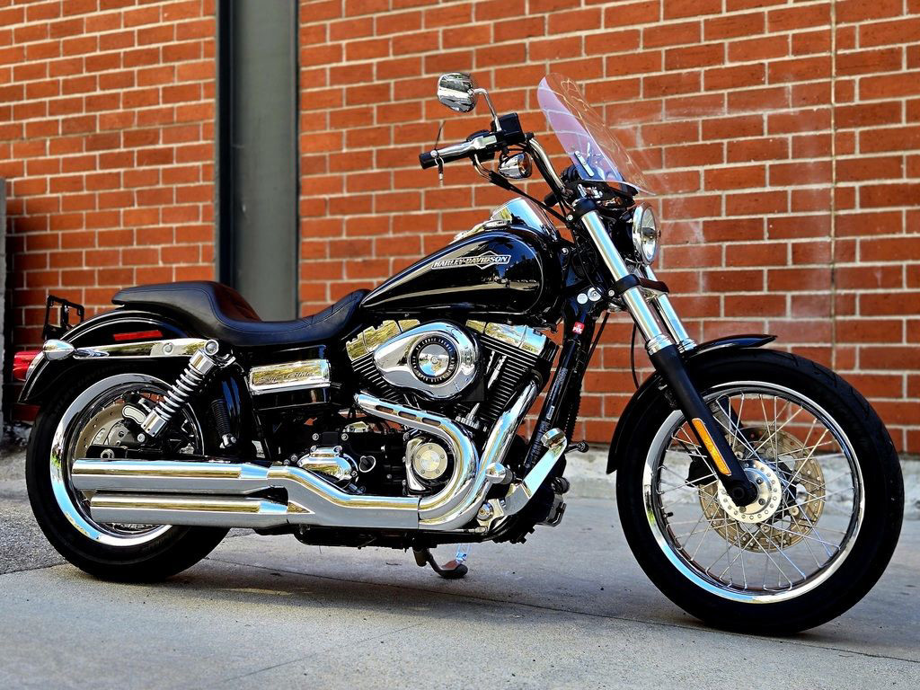 Dyna® Super Glide Custom