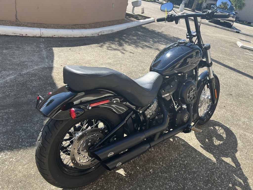 Softail® Street Bob®
