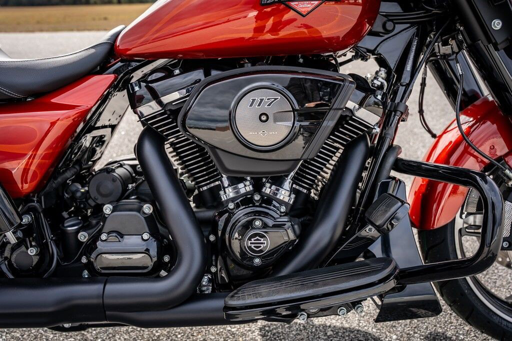 Street Glide®