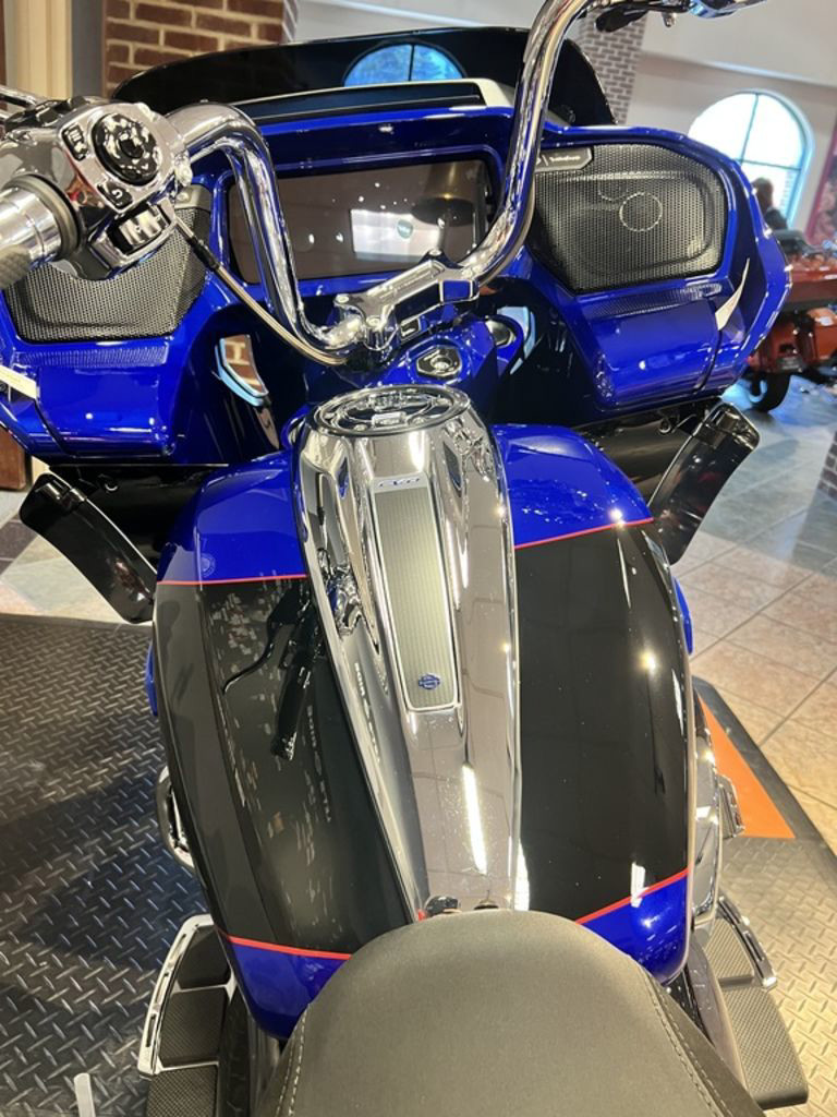 CVO® Road Glide®
