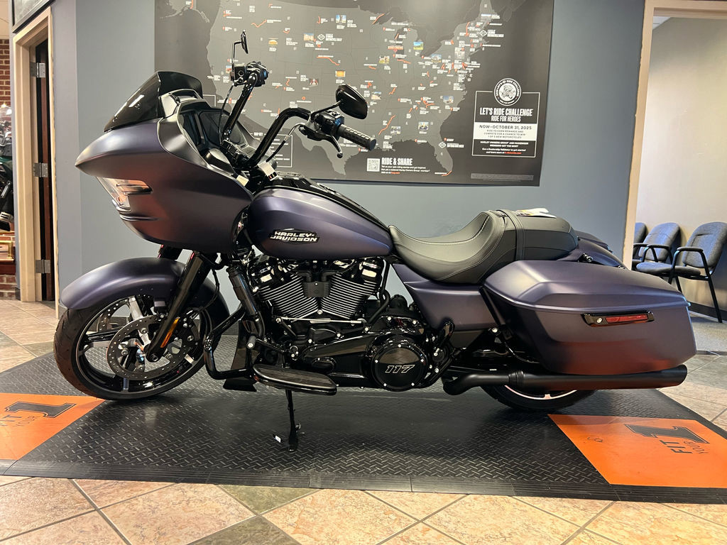 Road Glide®